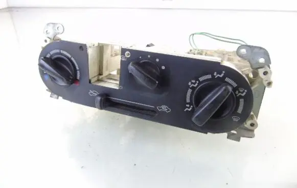 Mitsubishi Pajero Sport I Climate control unit