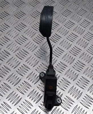 Toyota Avensis T270 Accelerator throttle pedal 7811005021 01228671925 11034B