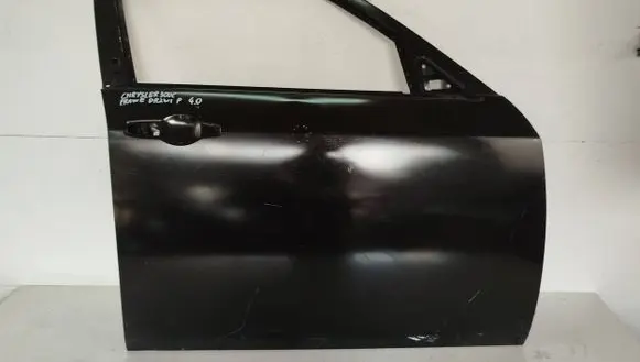 Chrysler 300C Front door
