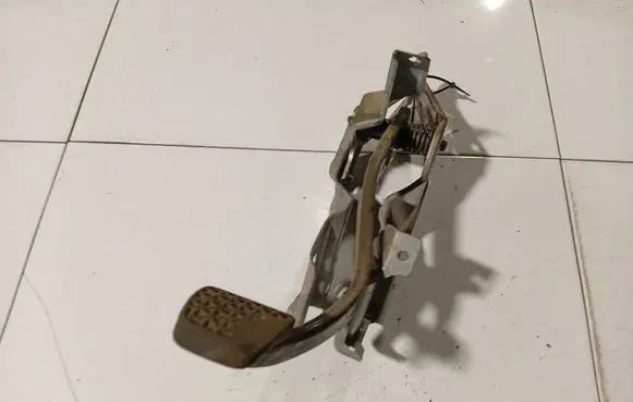 Brake pedal