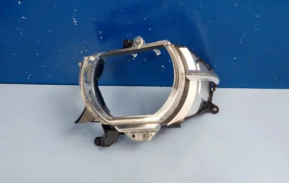 BMW X5 F15 Headlight part 6002TK0693 7399121