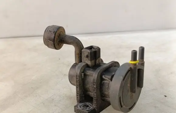 Opel Meriva A Turbo solenoid valve 09128022