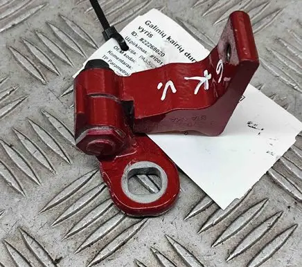 Volvo XC40 Rear door lower hinge 31457095