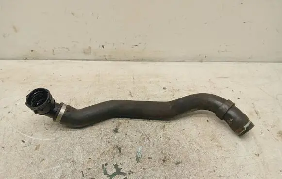 Porsche Cayenne (9PA) Engine coolant pipe/hose 7L5122101H