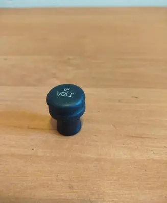 Volvo C30 12 V Socket (front) 