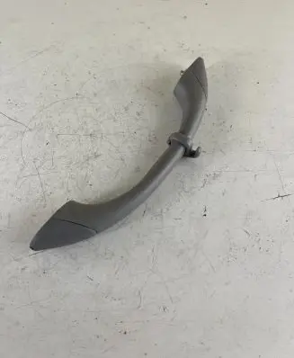 Toyota RAV 4 (XA20) Rear interior roof grab handle