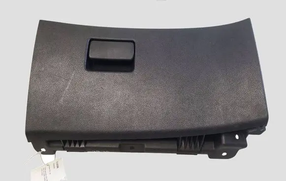 Opel Zafira C Glove box