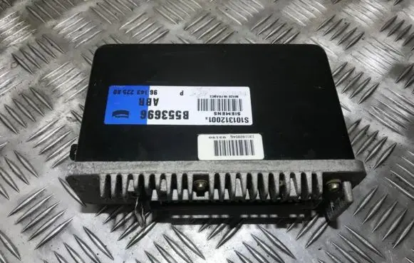 Peugeot 405 Engine control unit/module b553696 s101312001