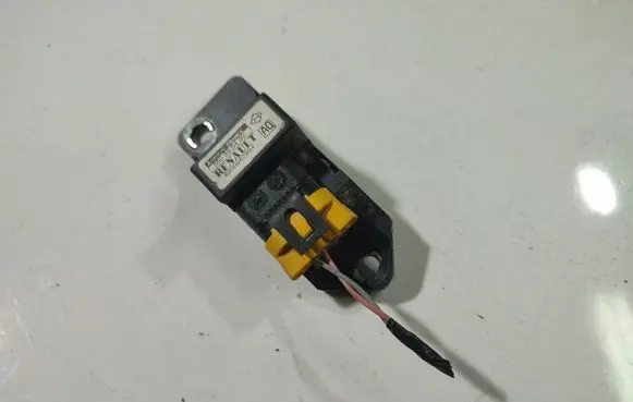 Renault Scenic III - Grand scenic III Airbag deployment crash/impact sensor 550895400