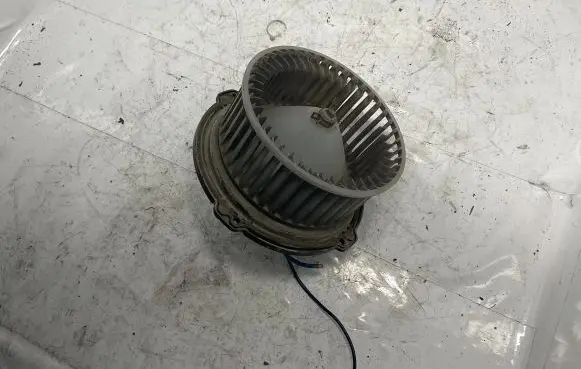 Opel Frontera B Heater fan/blower