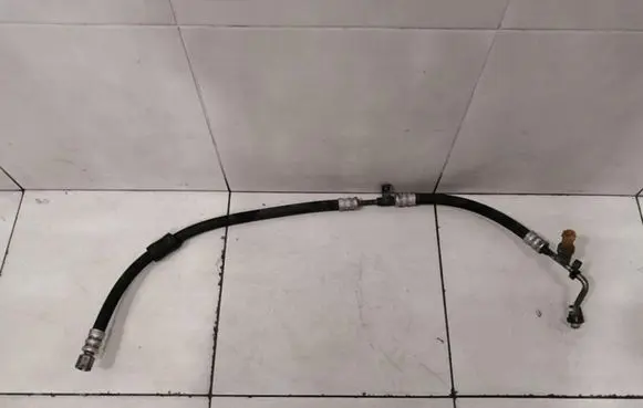 Aston Martin Vantage III Power steering hose/pipe/line 6G333A719BH