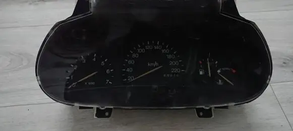 Ford Fiesta Speedometer (instrument cluster)