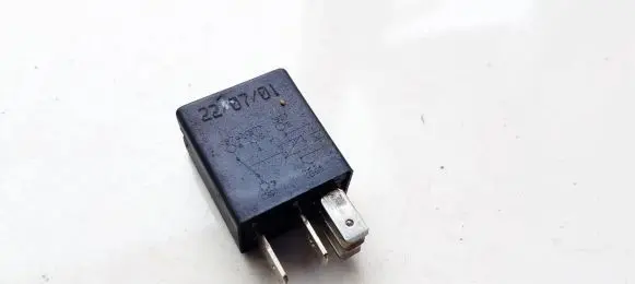 Renault Scenic I Other relay 7700414484