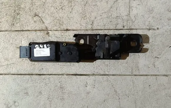 Audi Q7 4L Tailgate/trunk/boot lock/catch/latch 4F9827383E