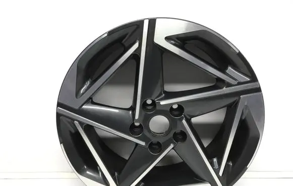 Hyundai i30 R18 alloy rim 52910G4CA0