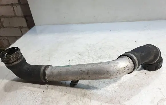 BMW 5 E60 E61 Intercooler hose/pipe 7793896