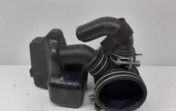 Nissan Murano Z50 Intake resonator 