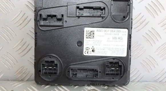 Audi A4 Allroad B9 Central body control module 8W0907064BB