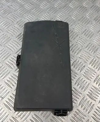 Opel Insignia A Fuse box cover 13222784 544949969