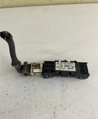 Hyundai Tucson JM Airbag deployment crash/impact sensor 959302E000 SA320010002 0285003061