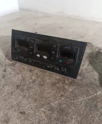 Audi A4 S4 B6 8E 8H Climate control unit 8E0820043AB 1232207