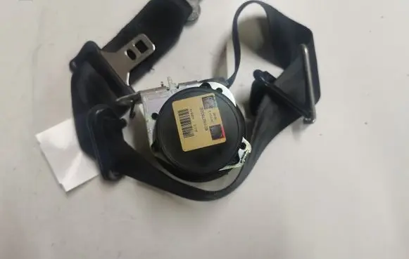 Ford C-MAX I Middle seatbelt (rear) 601597800E 080229