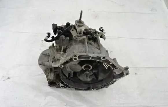 Citroen C4 II Manual 6 speed gearbox 20MB43
