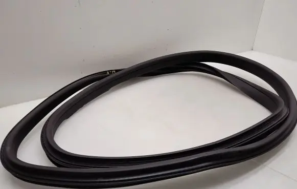 Mercedes-Benz CLA C117 X117 W117 Front door rubber seal