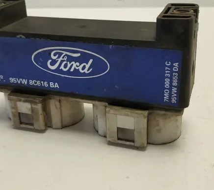 Ford Galaxy Coolant fan relay 7M0000317C