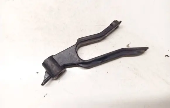 Opel Astra H Radiator mount bracket 13162131