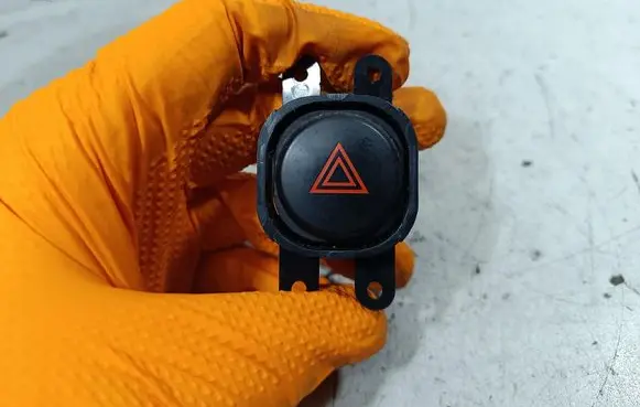 Nissan Navara D40 Hazard light switch PA66GF8MF33