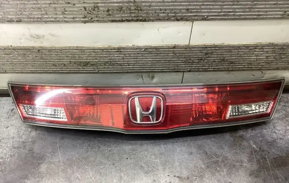 Honda Civic Tailgate rear/tail lights 13216721