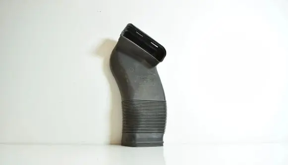 Audi A6 S6 C5 4B Air intake duct part 8D0129617E
