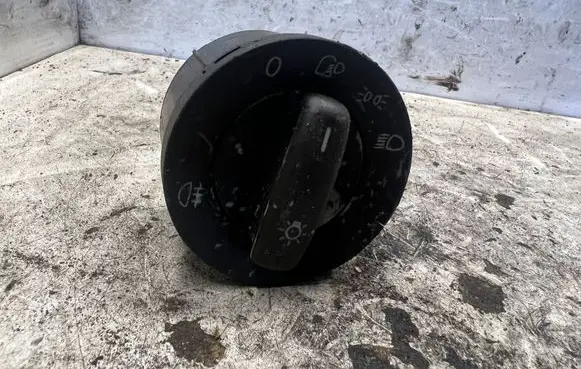 Volkswagen PASSAT B6 Light switch 1K0941431