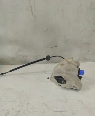 Volkswagen Golf V Rear door lock 7L0839016