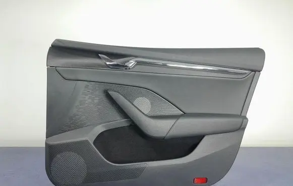 Skoda Octavia 985 Door card panel trim set 5E4867012