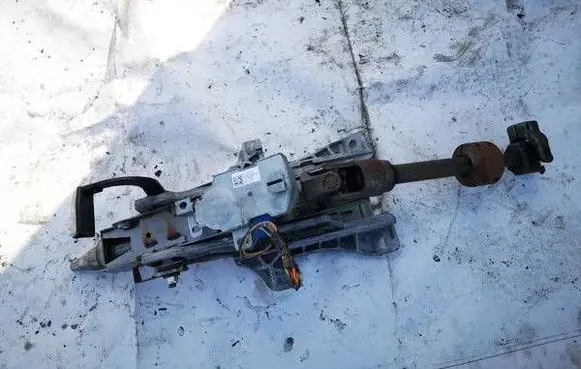 Volvo S80 Steering wheel axle p30793968