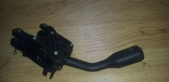 Volkswagen Golf IV Wiper control stalk