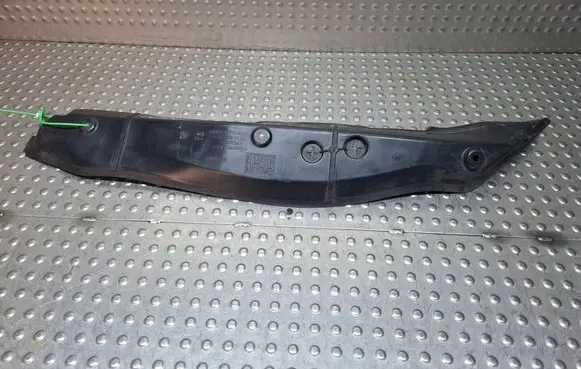 Mercedes-Benz C W205 Fender end trim S27705254 A2058890125