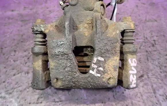 Opel Movano A Rear brake caliper