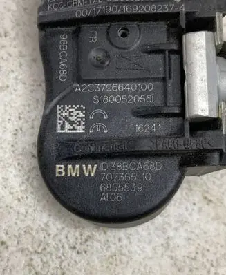 BMW 5 F10 F11 Tire pressure sensor 70735510 6855539 S180052056F