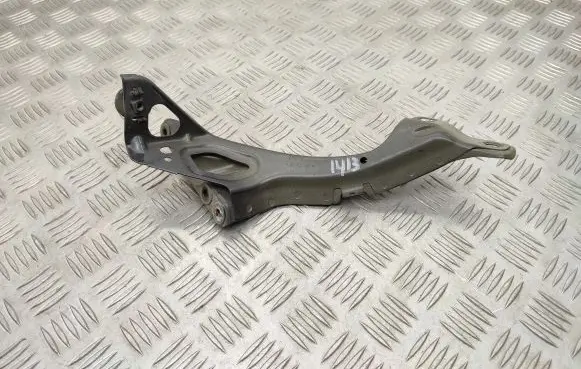 Audi A6 C7 Fender mounting bracket 4G0805816