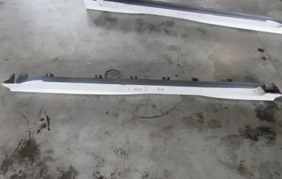 Ford S-MAX Side skirt front trim E1GJ10154A