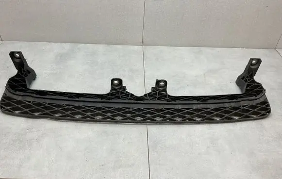 Volkswagen PASSAT B7 Front bumper mounting bracket 3AA807571