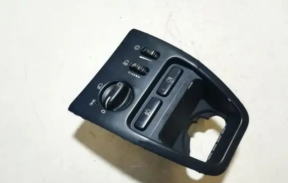 Volvo XC90 Light switch 30739304