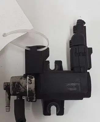Audi A6 S6 C6 4F Turbo solenoid valve 8E09066270 72290913