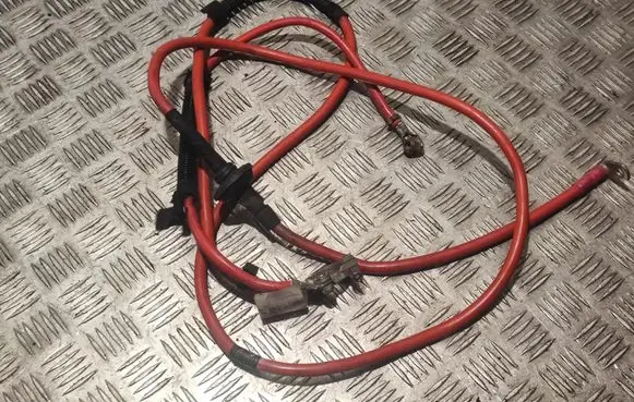 Mercedes-Benz ML W164 Positive cable (battery) 13548405