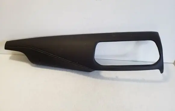 Nissan Qashqai J12 Panel trim 682116UA0A