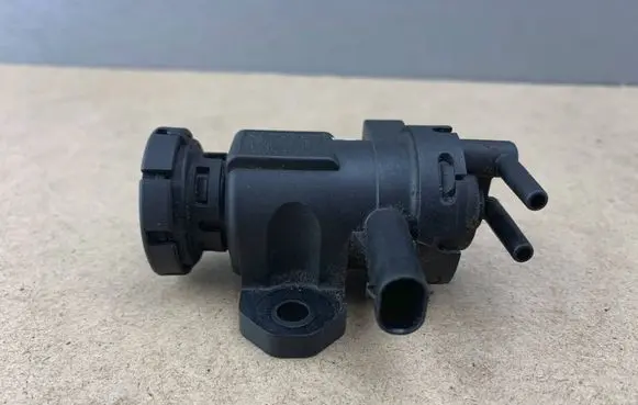 BMW 7 F01 F02 F03 F04 Turbo solenoid valve 11658509323 8509323 3024421