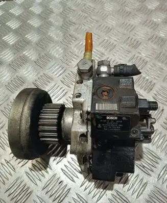 Audi A6 S6 C6 4F Fuel injection high pressure pump 0445010125 059130755J